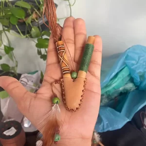 Wood And Leather Decorative Kuripe With Brush Cleaner 9 Wood And Leather Decorative Kuripe With Brush Cleaner Wood and Leather Decorative Kuripe with Brush Cleaner - Image 4